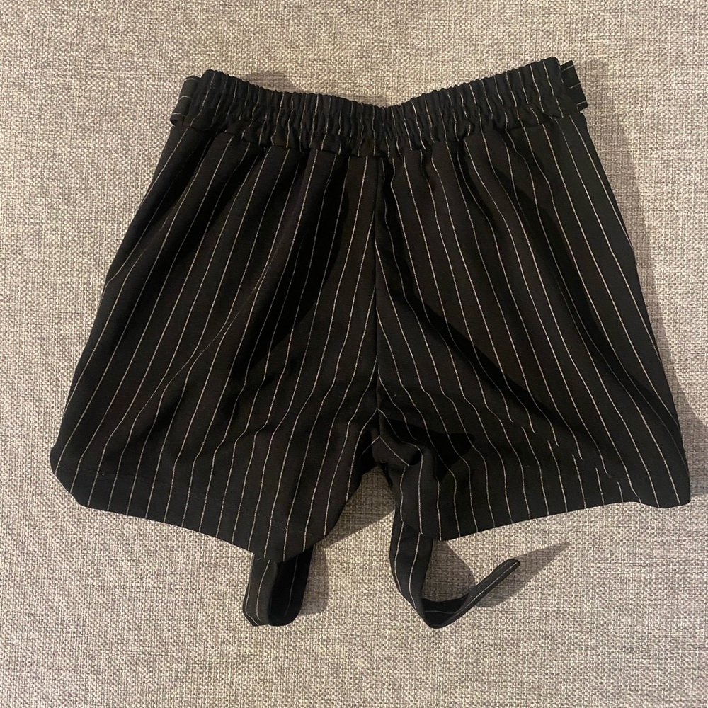 chic shorts